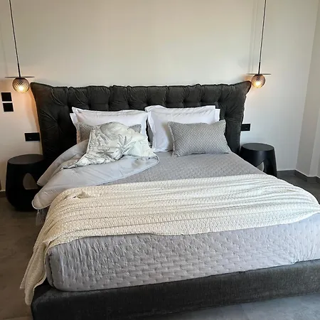 X Luxury Apartment *